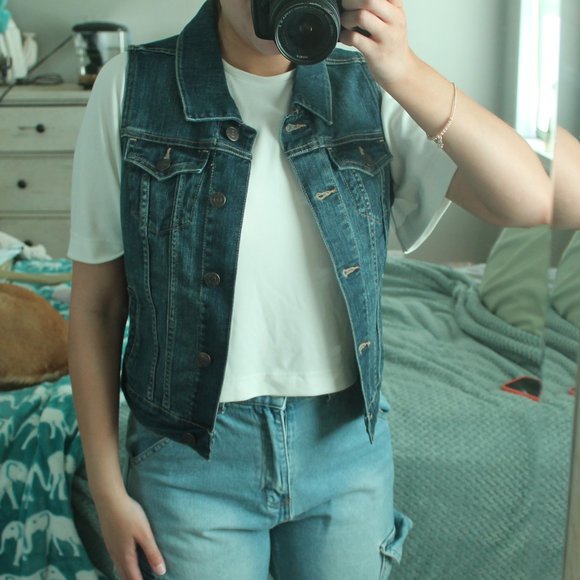 Old Navy Button Up Jean Vest - Picture 2 of 5